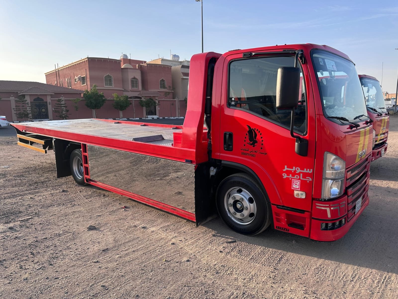 سطحة سحب السيارات المعطلة بالطائف